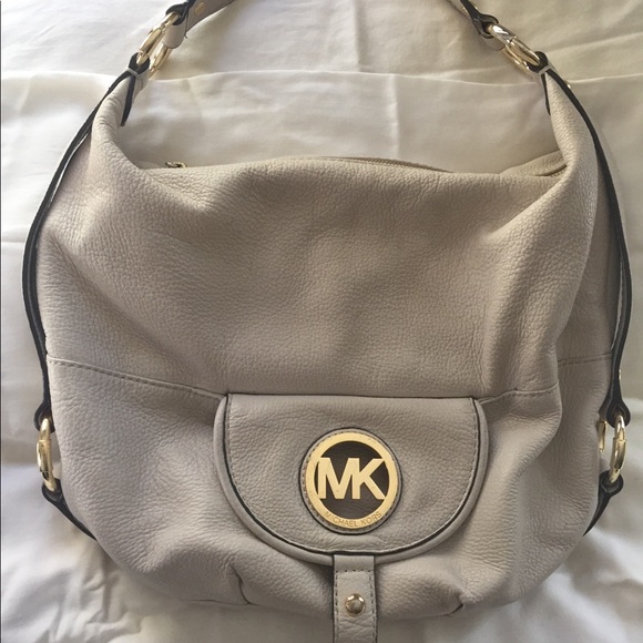MICHAEL KORS OFFWHITE HOBO LEATHER BAG - Picture 1 of 7